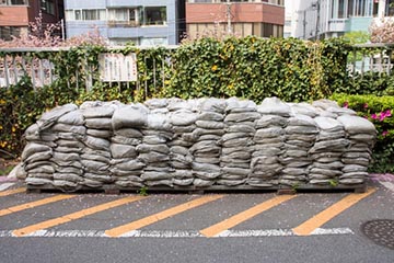 庭砂利敷き詰め工事